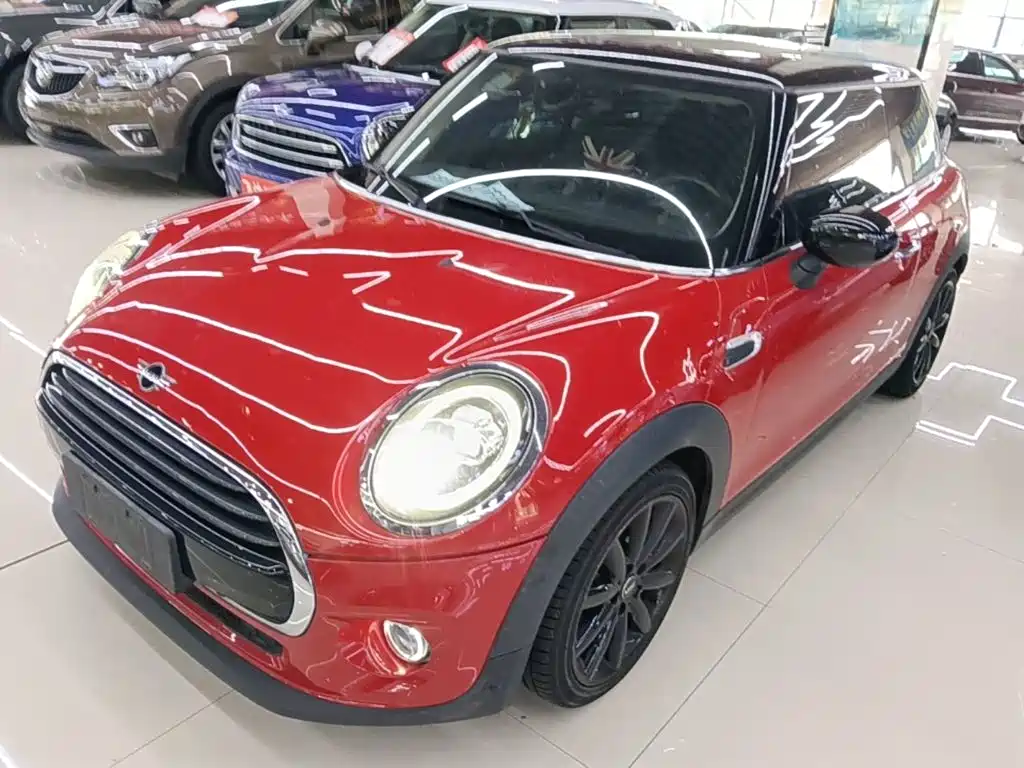 Mini 2019 1.5T Cooper Artist купить на сайте DeffCars
