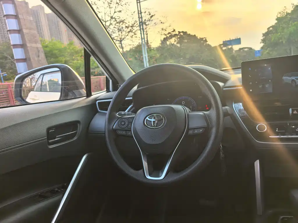 Fenglanda 2024 2.0L CVT Elite Edition купить на сайте DeffCars