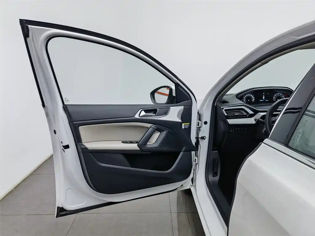 Peugeot 408 2022 1.6T Dream Edition купить на сайте DeffCars