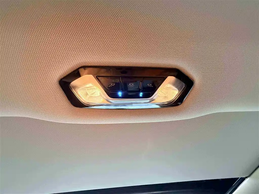 BMW 3 Series 2024 325Li M Sports Package купить на сайте DeffCars