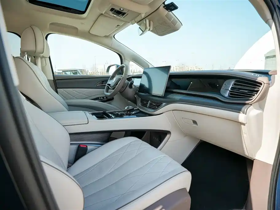 Denza D9 2022 DM-i 970 four-wheel drive flagship model купить на сайте DeffCars