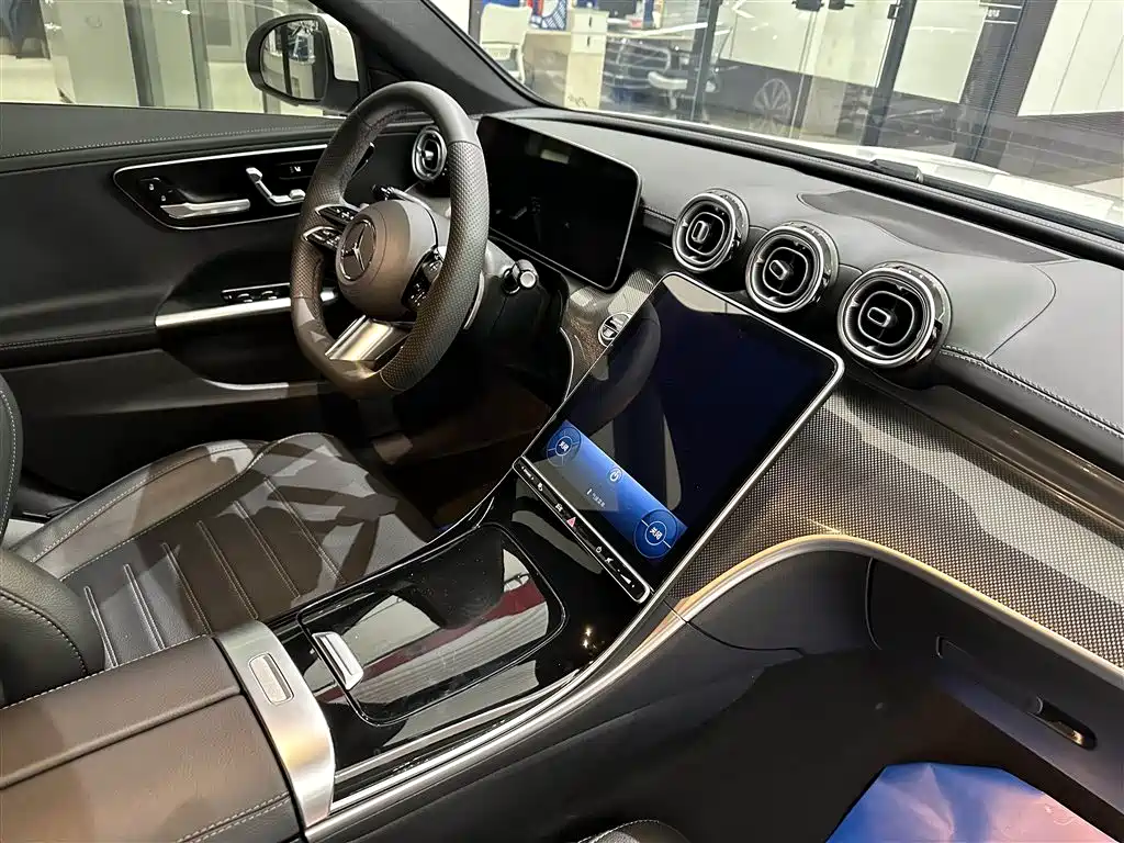 Mercedes-Benz C-Class 2025 C 260 L Sports Edition купить на сайте DeffCars