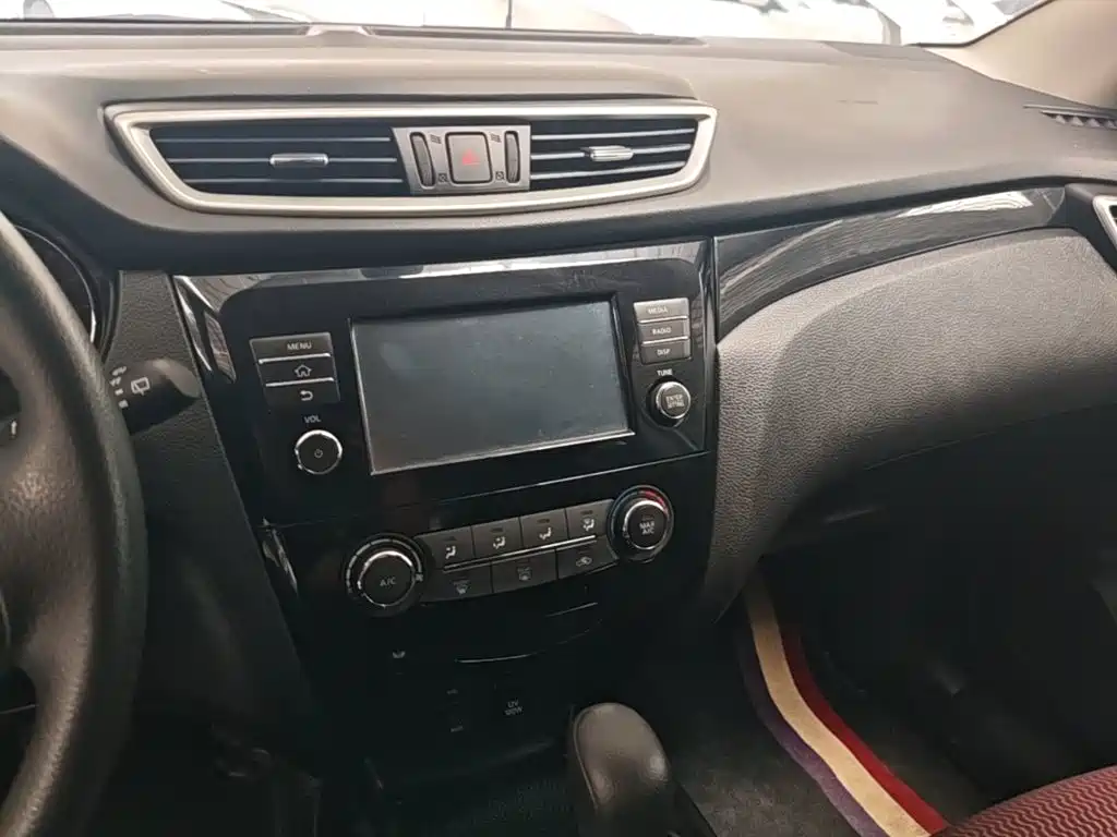 Qashqai 2017 2.0L CVT Elite Edition National V купить на сайте DeffCars
