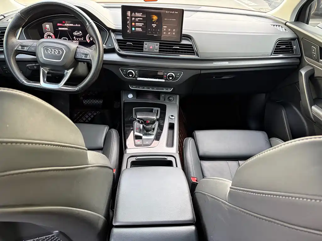 Audi Q5L 2022 40T luxury and dynamic model купить на сайте DeffCars