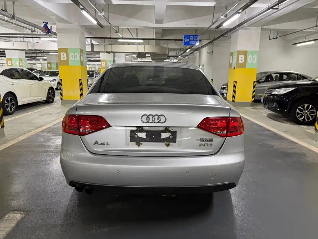 Audi A4L 2012 2.0 TFSI automatic comfort type купить на сайте DeffCars