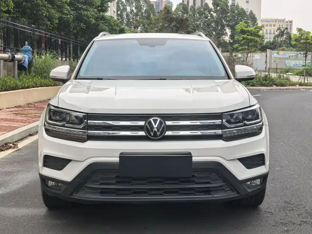 Tuyue 2022 280TSI two-wheel drive luxury version купить на сайте DeffCars