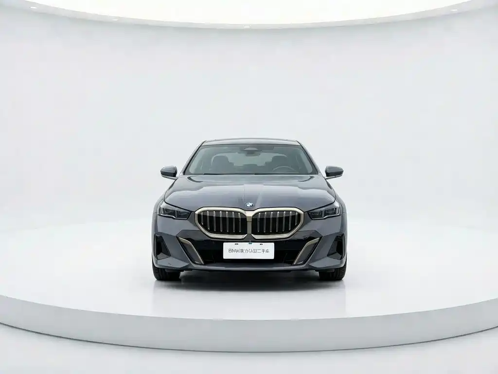 BMW 5 Series 2024 525Li M Sports Package купить на сайте DeffCars