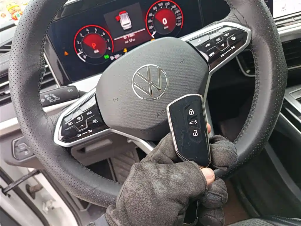 Lanxun 2024 380TSI four-wheel drive R-Line cruise version купить на сайте DeffCars