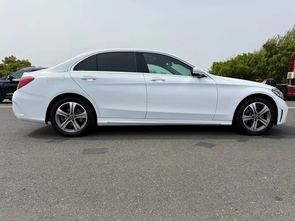 Mercedes-Benz C-Class 2019 C 260 L Sports Edition купить на сайте DeffCars
