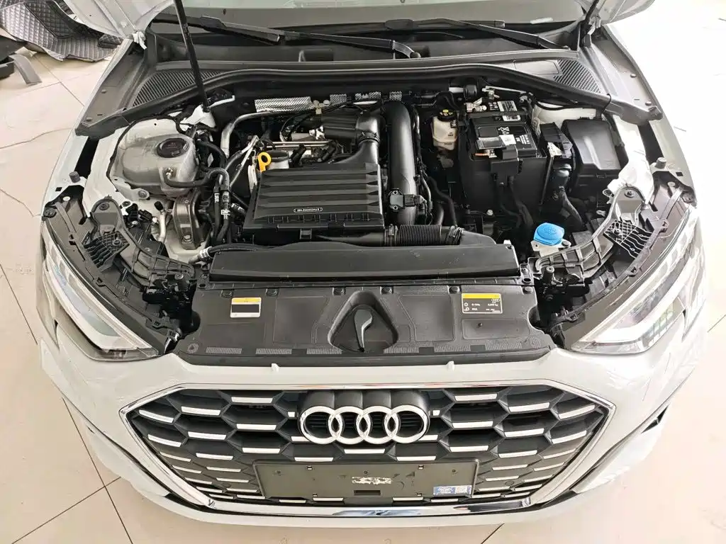 Audi A3 2023 facelift Sportback 35 TFSI stylish and sporty купить на сайте DeffCars