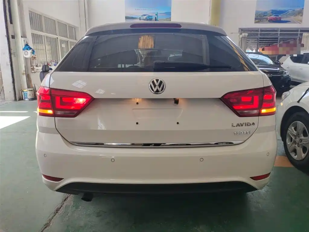 Langxing 2017 180TSI DSG Comfort Edition купить на сайте DeffCars