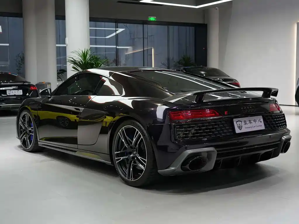 Audi R8 2022 V10 Coupe performance купить на сайте DeffCars