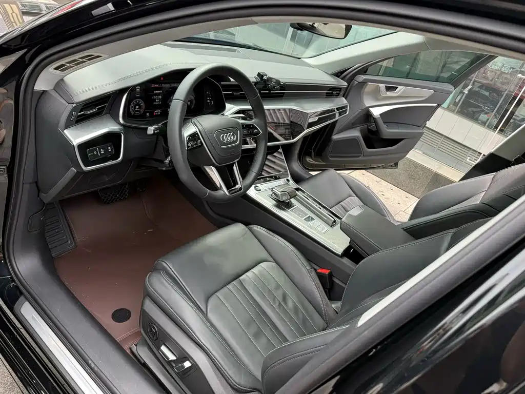 Audi A6L 2023 45 TFSI Premium Elegant Model купить на сайте DeffCars