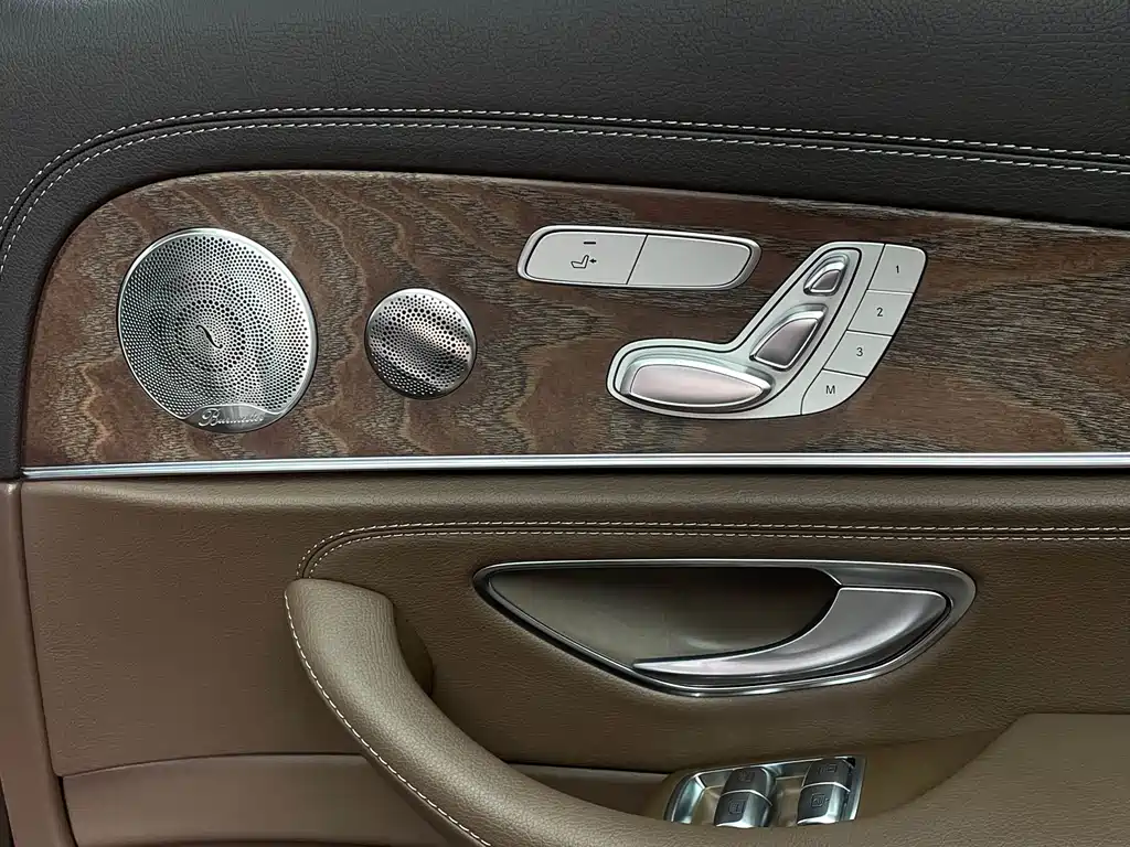 Mercedes-Benz E-Class 2023 E 300 L Luxury Model купить на сайте DeffCars