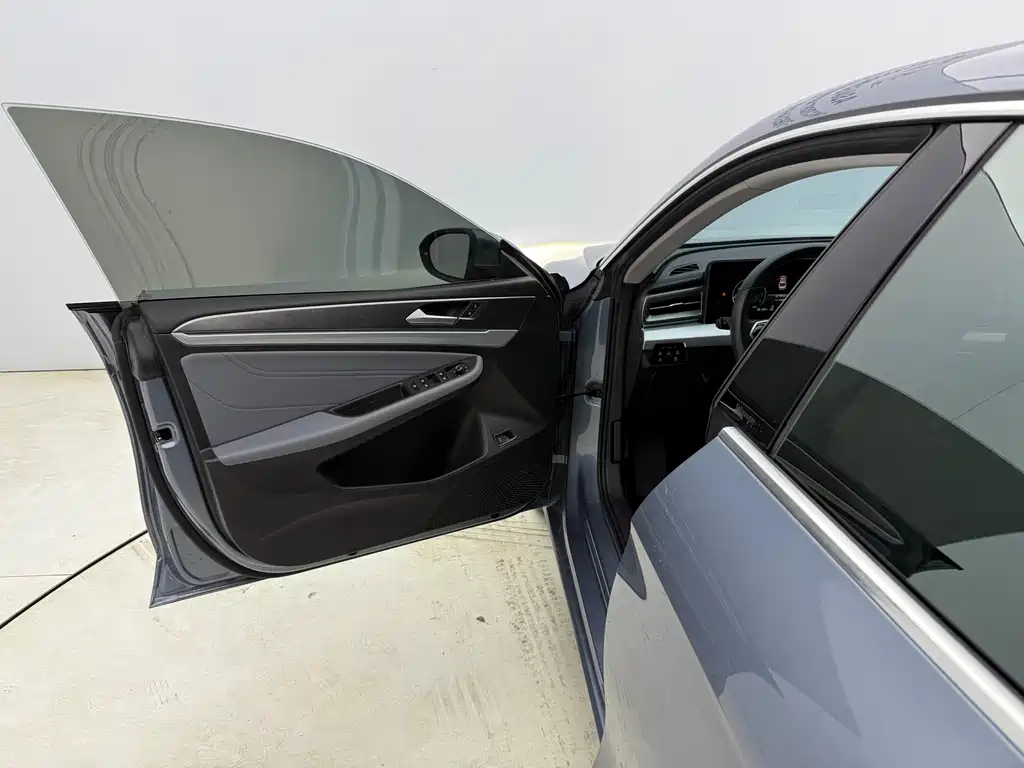 Lingdu 2022 Lingdu L 280TSI DSG Hot Edition купить на сайте DeffCars