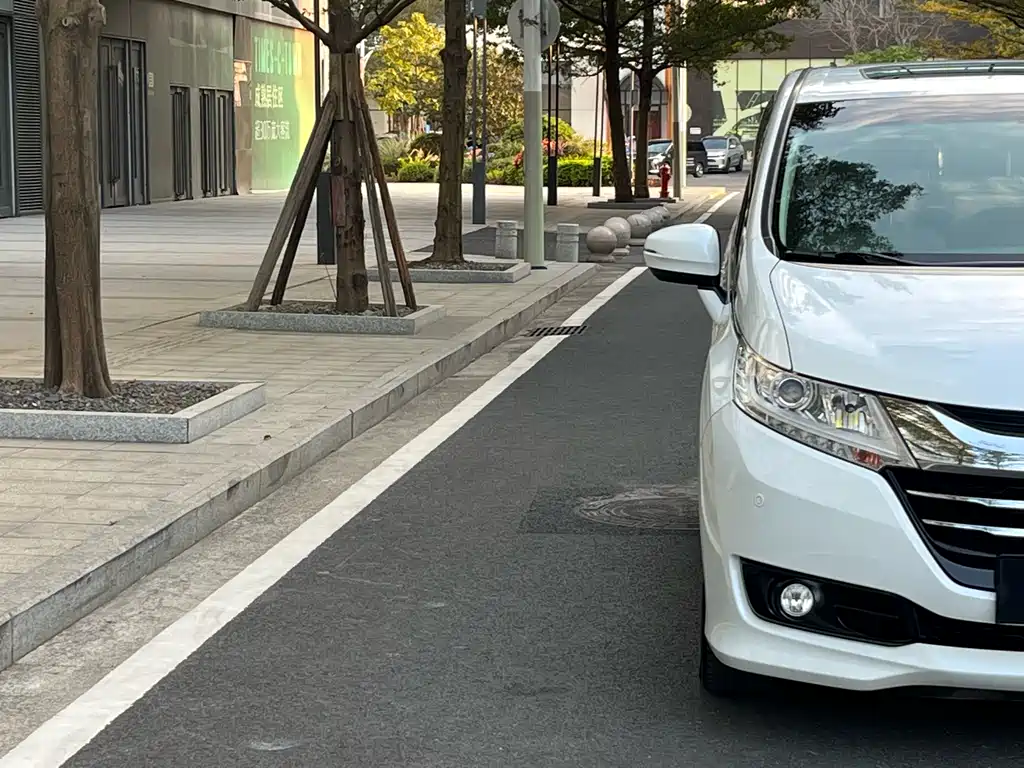 Odyssey 2017 2.4L Deluxe Edition купить на сайте DeffCars