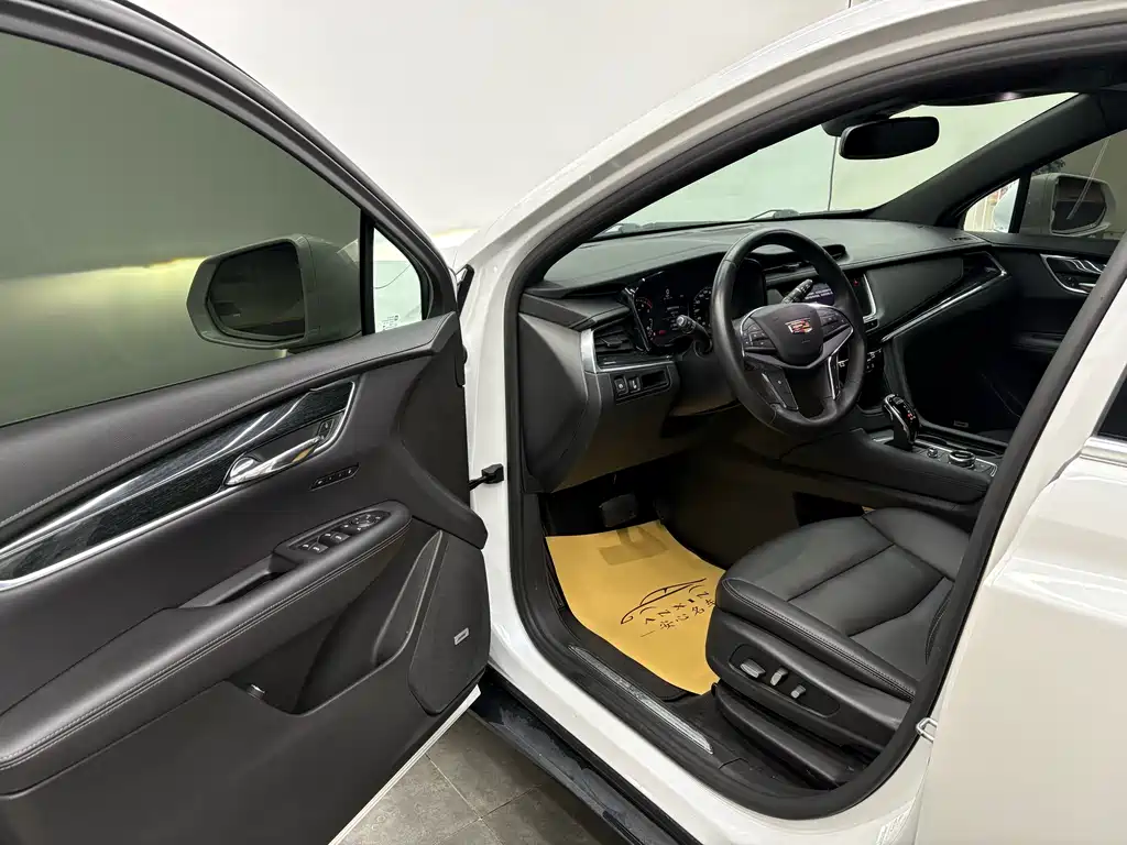 Cadillac XT5 2020 28T luxury model купить на сайте DeffCars