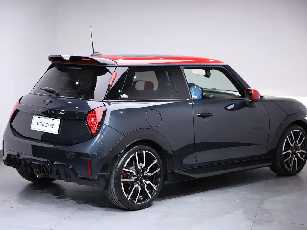 MINI JCW 2025 JOHN COOPER WORKS купить на сайте DeffCars