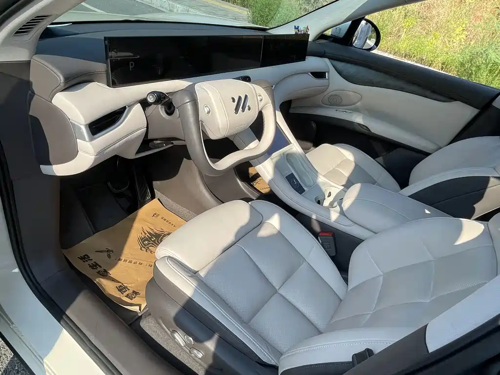 Zhiji LS6 2023 Max Standard Edition купить на сайте DeffCars