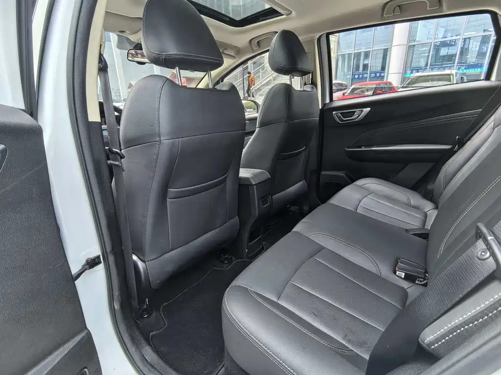 Vision X3 2020 1.5L CVT Elite купить на сайте DeffCars