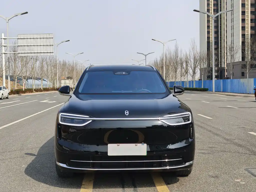 Wenjie M7 2026 extended range Pro+ four-wheel drive version 5 seats купить на сайте DeffCars