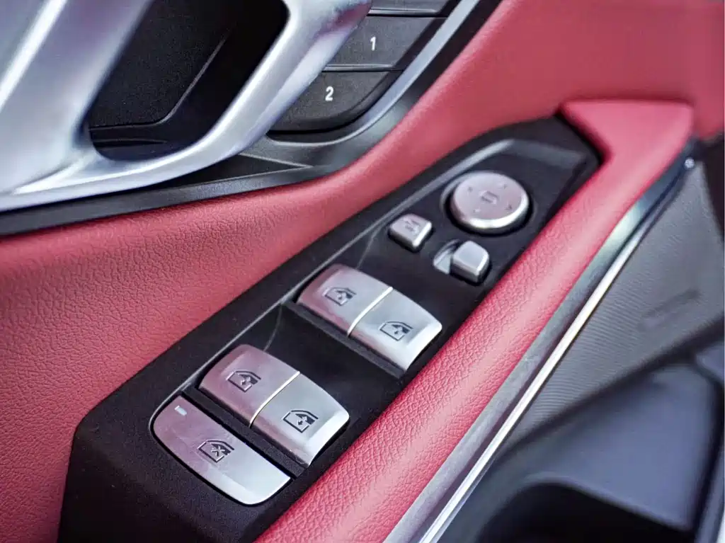BMW 3 Series 2021 330i M Sports Night Package купить на сайте DeffCars
