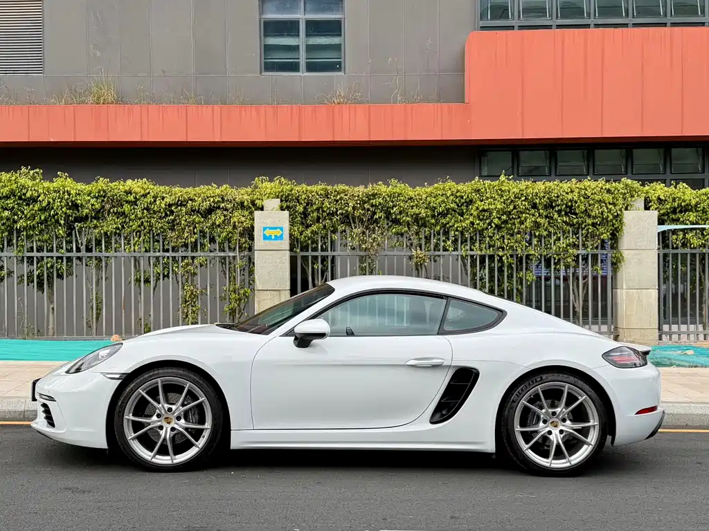 Porsche 718 2020 Cayman 2.0T купить на сайте DeffCars