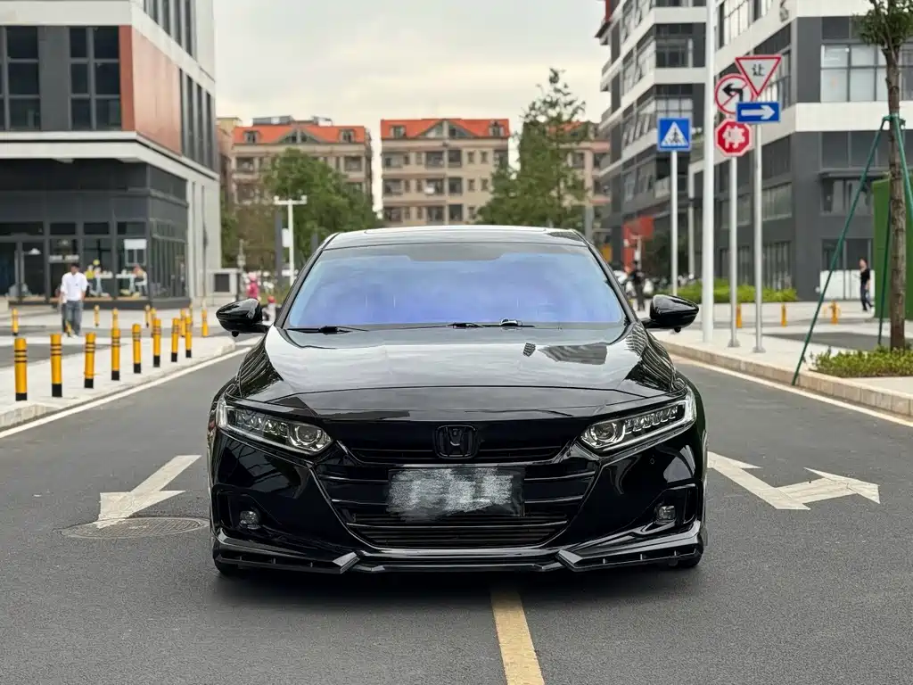 Accord 2022 Sharp Hybrid 2.0L Sharp Collar Edition купить на сайте DeffCars