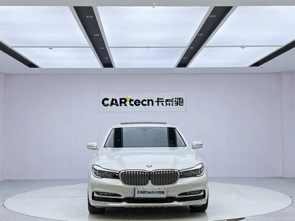 BMW 7 Series 2018 730Li Leading Excellence Package купить на сайте DeffCars