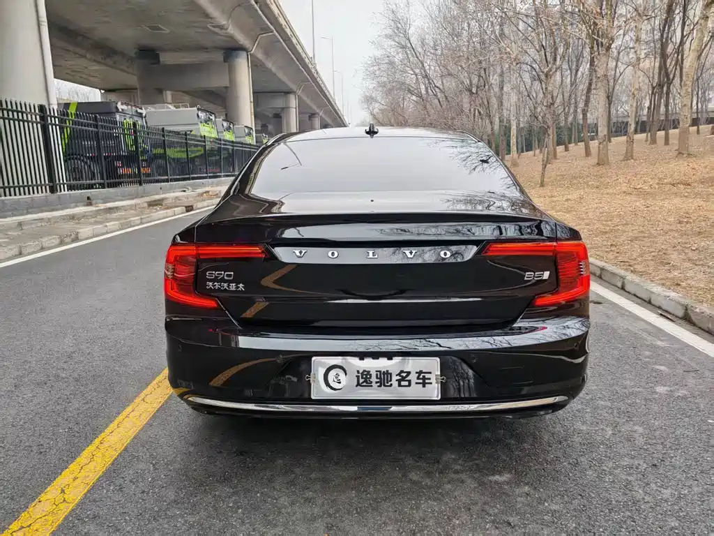 Volvo S90 2024 B5 Zhiya Luxury Edition купить на сайте DeffCars
