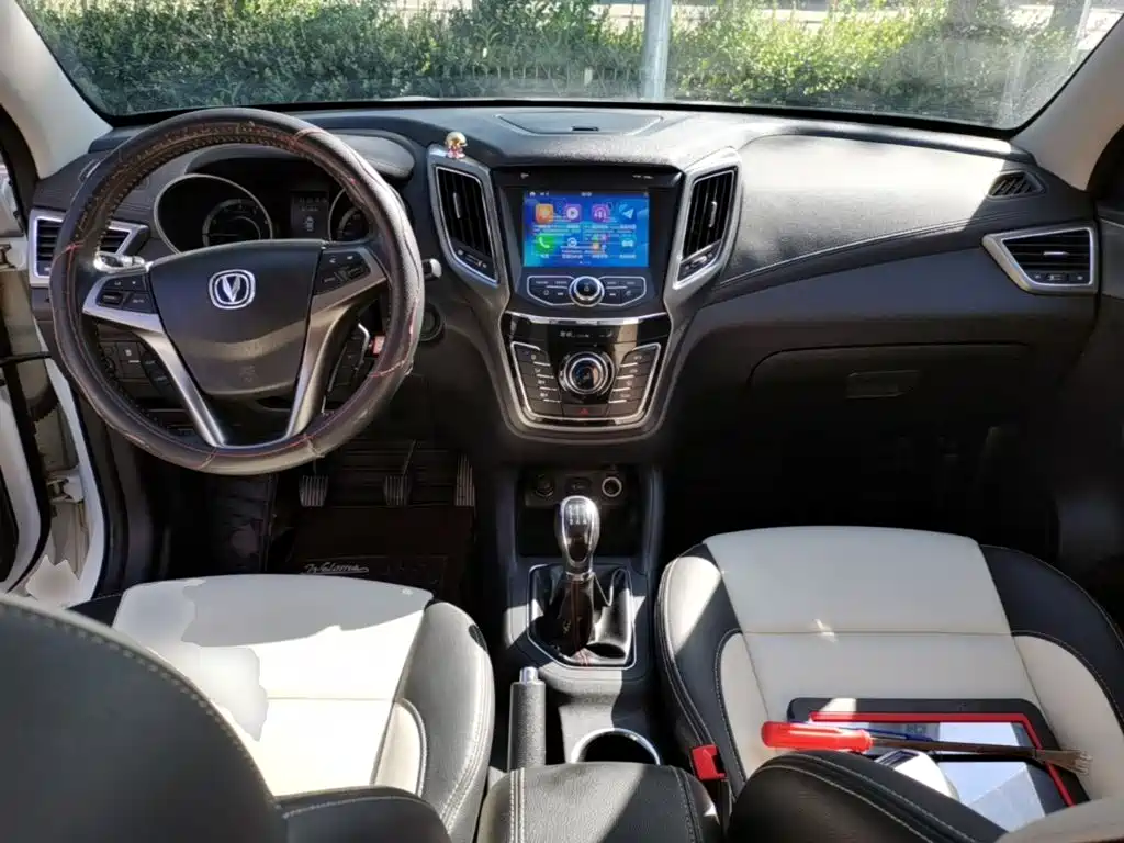 Changan CS35 2017 1.6L manual luxury model купить на сайте DeffCars