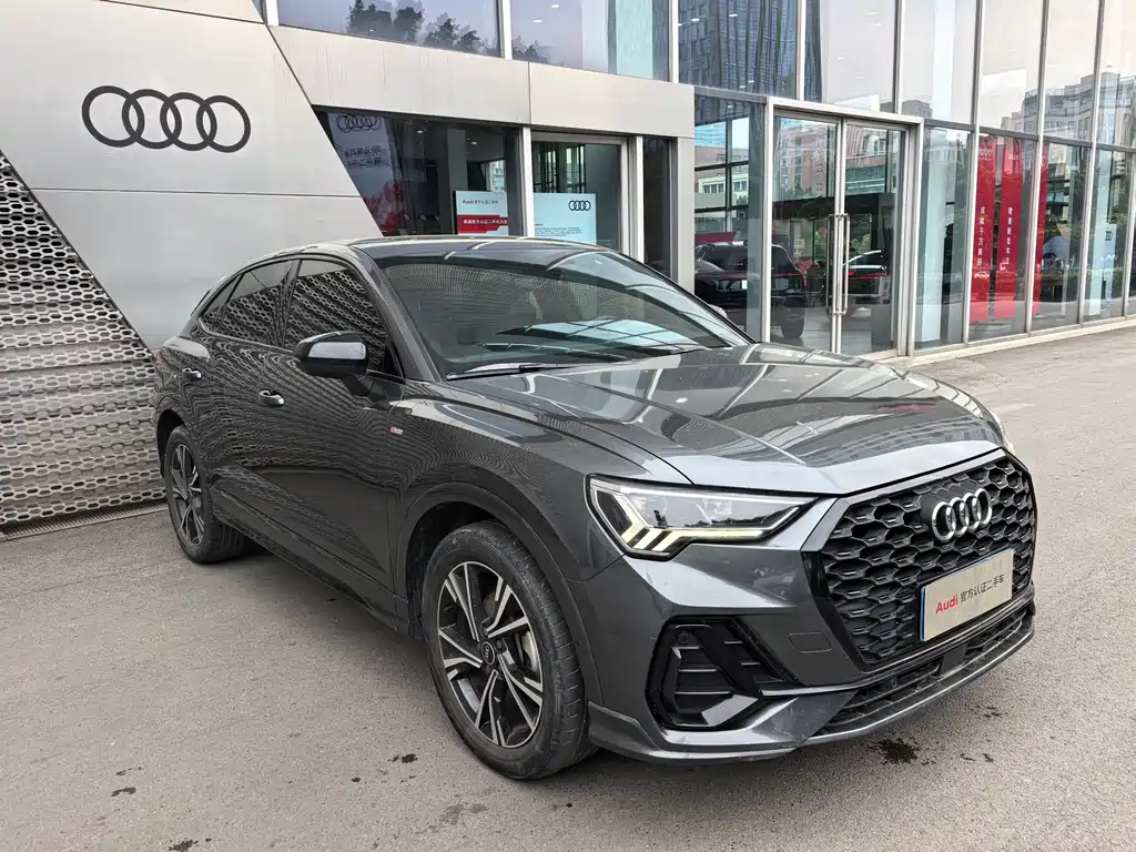Audi Q3 Sportback 2022 40 TFSI Fashion Model купить на сайте DeffCars