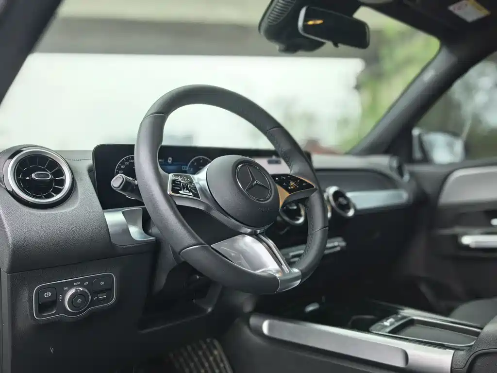 Mercedes-Benz GLB 2024 facelift GLB 200 dynamic version купить на сайте DeffCars