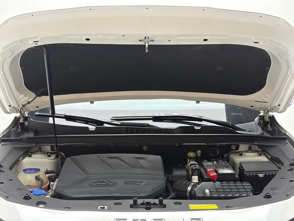Jietu X70 PLUS 2023 model 1.6T DCT Powerful PLUS 7 seats купить на сайте DeffCars