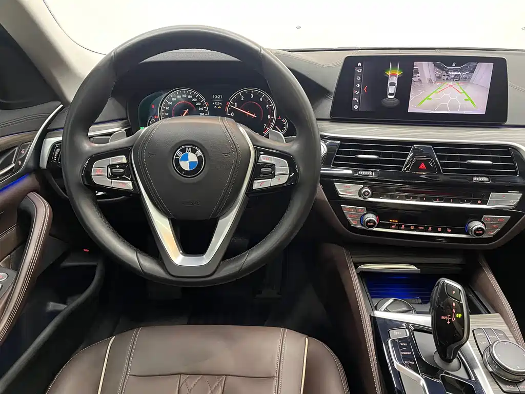 BMW 5 Series 2018 facelift 530Li leading model luxury package купить на сайте DeffCars