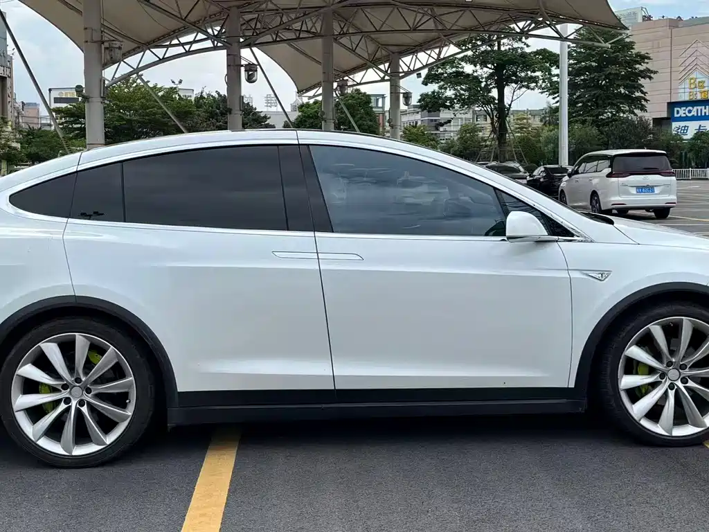 Model X 2016 Model X 90D купить на сайте DeffCars