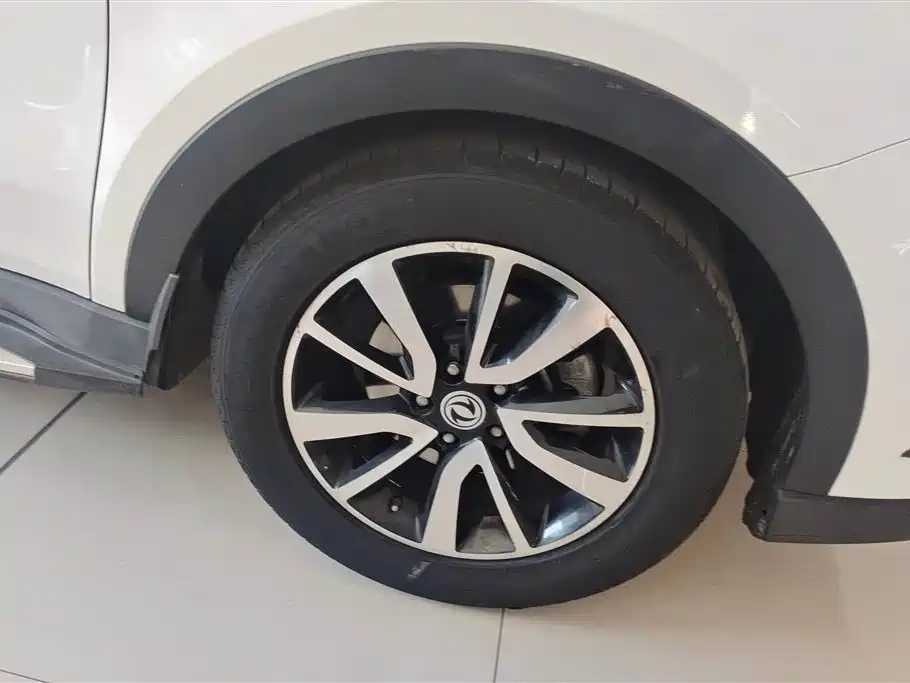 Fengguang 580 2017 facelift 1.5T CVT luxury model купить на сайте DeffCars