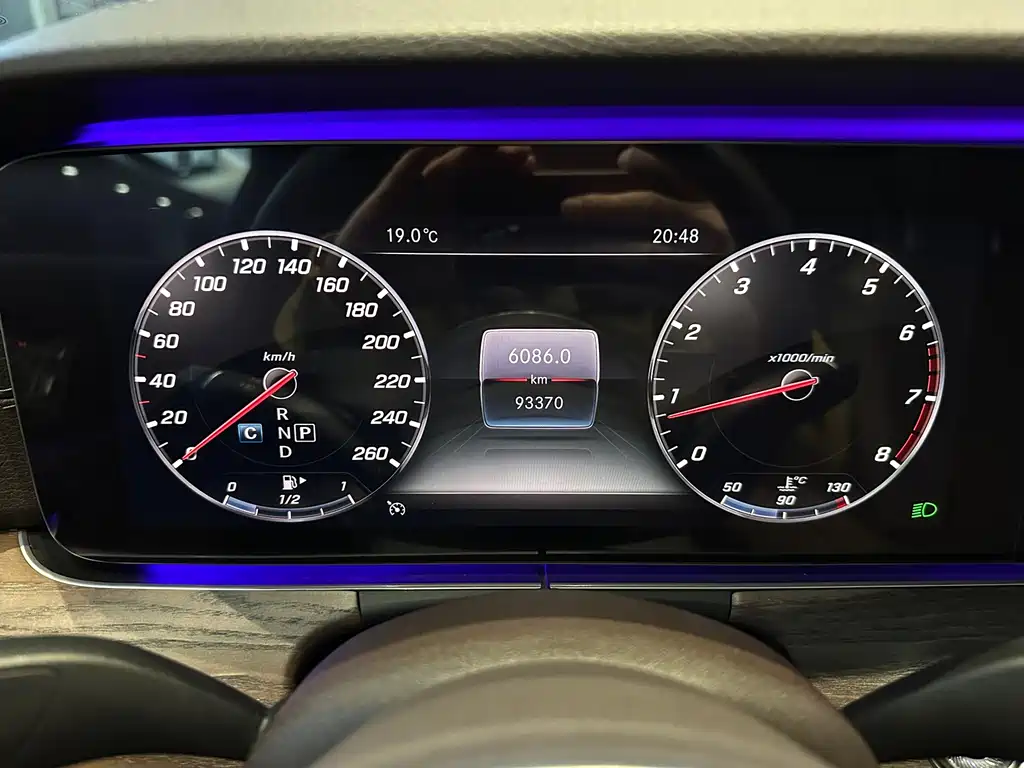 Mercedes-Benz E-Class 2019 E 300 L Luxury Model купить на сайте DeffCars