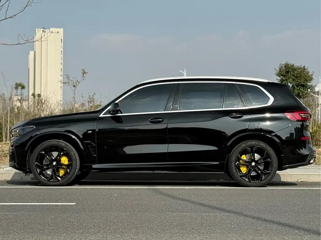 BMW X5 2022 facelift xDrive 40Li exclusive M sports package купить на сайте DeffCars