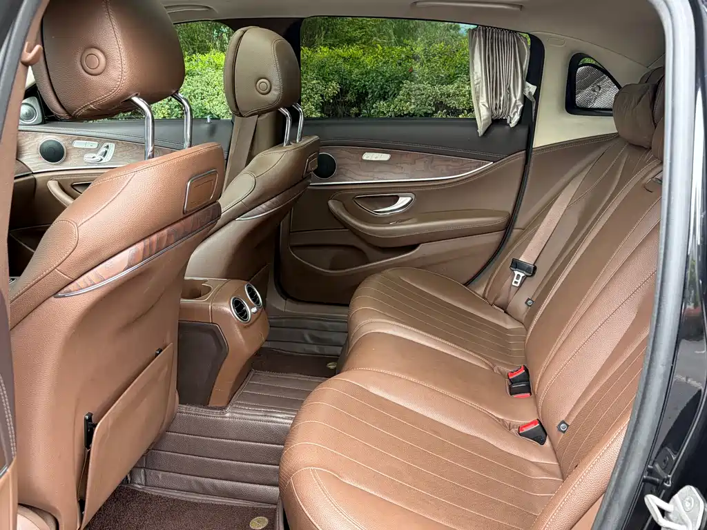 Mercedes-Benz E-Class 2020 E 300 L Fashion купить на сайте DeffCars