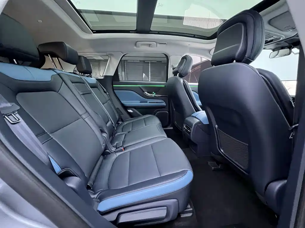 Adventurer 2024 1.5T two-wheel drive exclusive hybrid version купить на сайте DeffCars