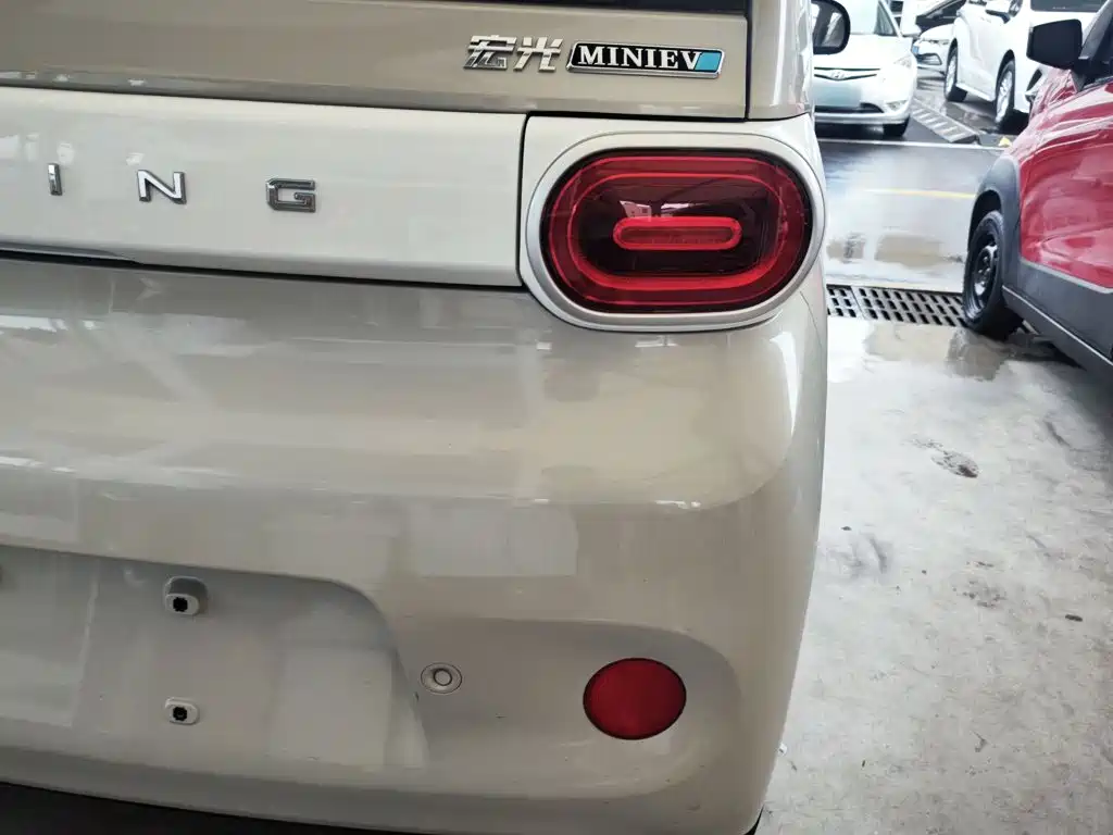 Hongguang MINIEV 2024 third generation 215km youth version купить на сайте DeffCars