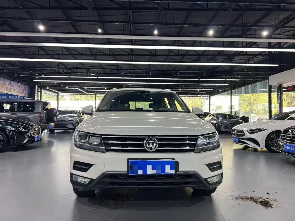 Tiguan L 2019 330TSI automatic two-wheel drive panoramic comfort version National VI купить на сайте DeffCars