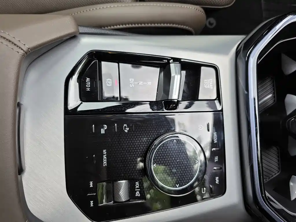 BMW X3 M50 2025 M50 xDrive купить на сайте DeffCars