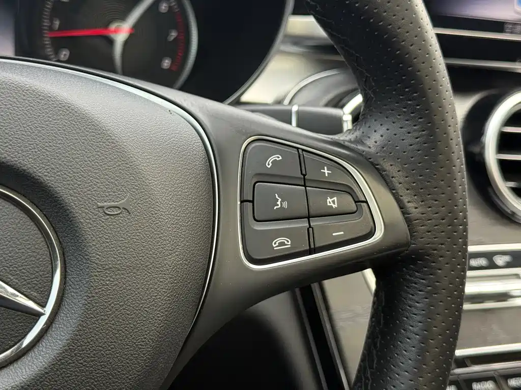 Mercedes-Benz C-Class 2018 C 200 L Sports Edition купить на сайте DeffCars