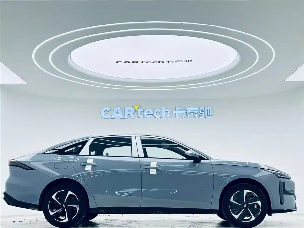 Galaxy L6 2025 EM-i 140km Discovery+ Edition купить на сайте DeffCars