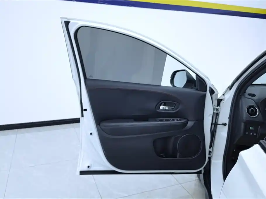 Honda XR-V 2021 1.5L CVT Classic Edition купить на сайте DeffCars