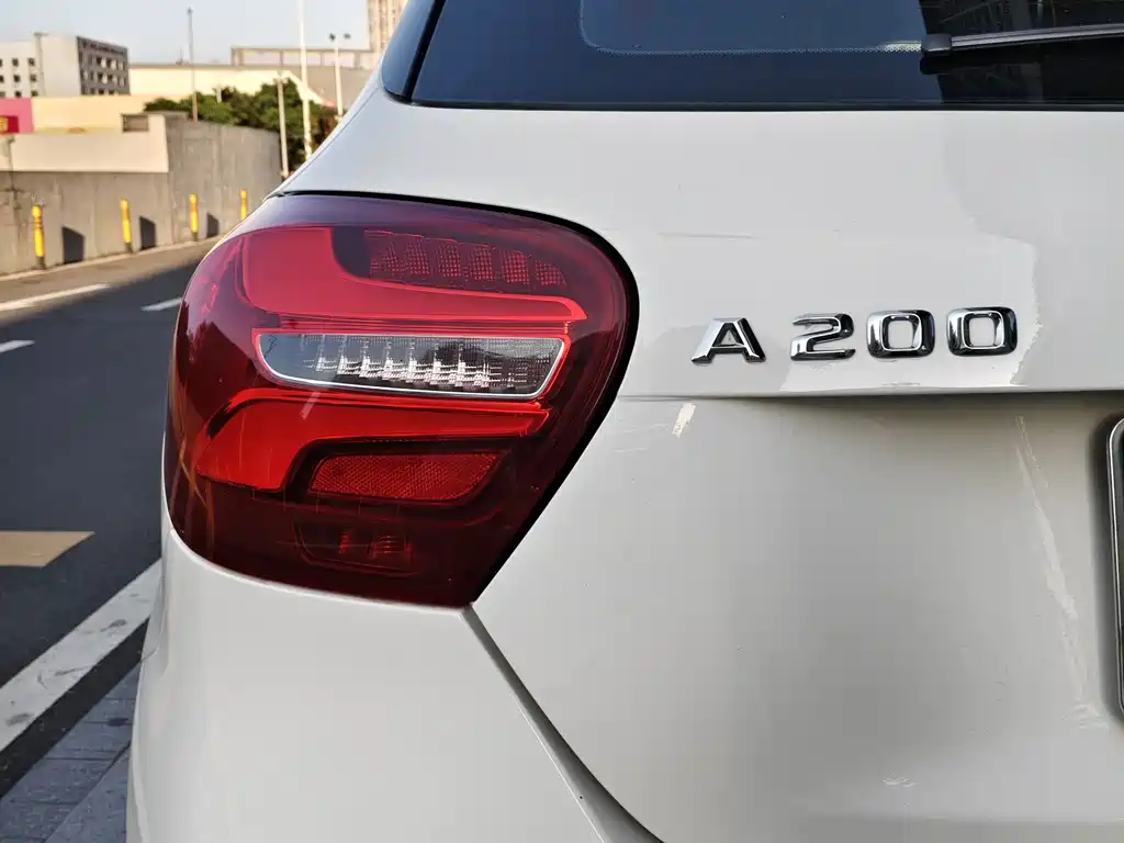 Mercedes-Benz A-Class Imported 2016 A 200 Dynamic купить на сайте DeffCars