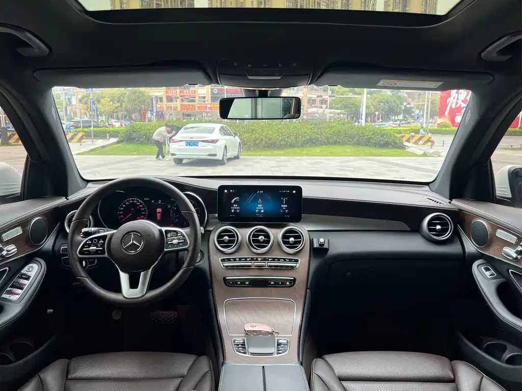 Mercedes-Benz GLC 2022 facelift 2 GLC 260 L 4MATIC luxury model купить на сайте DeffCars