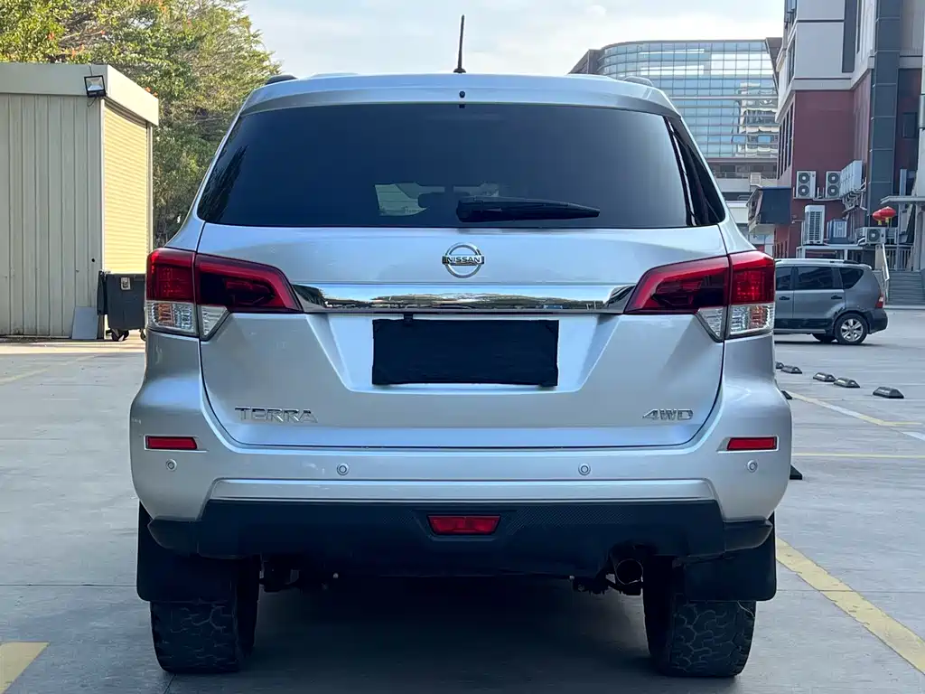 Terra 2018 2.5L Automatic 4WD Deluxe Edition купить на сайте DeffCars